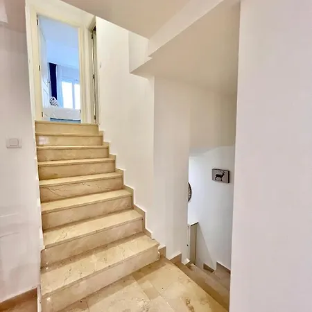 Centro, Station Maria Zambrano Parking Free Apartman *